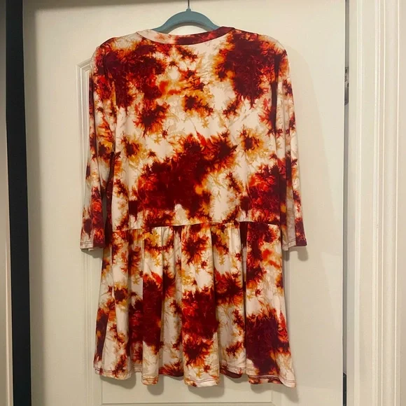 Honeyme - red orange tie dye tunic baby doll top. Size M - Picture 2 of 6